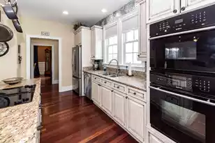 1605 Rivertowne Country Club Dr, Mount Pleasant, SC 29466 - Photo 5