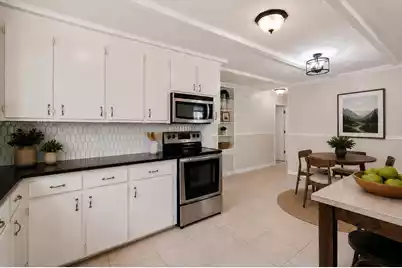 4239 Paramount Drive, North Charleston, SC 29405 - Photo 9