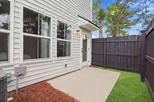 4633 Forest Hills Dr, North Charleston, SC 29418 - Photo 23