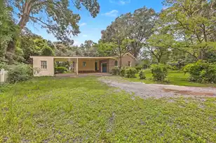 1611 Bacons Bridge Rd, Summerville, SC 29485 - Photo 7