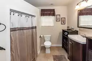 194 Pecan Dr, Summerville, SC 29483 - Photo 87