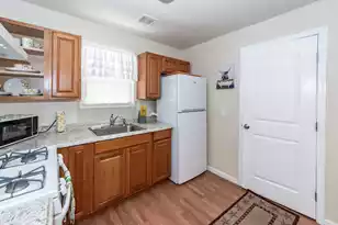 194 Pecan Dr, Summerville, SC 29483 - Photo 81