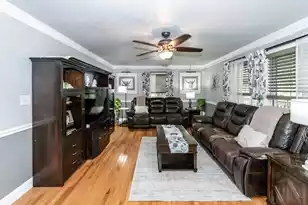 194 Pecan Dr, Summerville, SC 29483 - Photo 9