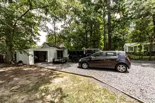 194 Pecan Dr, Summerville, SC 29483 - Photo 57