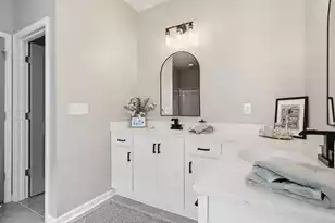 706 Kilarney Rd, Summerville, SC 29483 - Photo 31