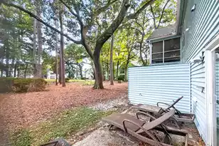 2011 Coldspring Dr, North Charleston, SC 29406 - Photo 31