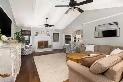 1098 Talisman Road, Mount Pleasant, SC 29464 - Photo 3