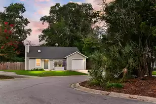 1295 Lake Mallard Blvd, Mount Pleasant, SC 29464 - Photo 1