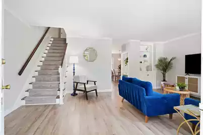 933 Cottingham Drive, Mount Pleasant, SC 29464 - Photo 5