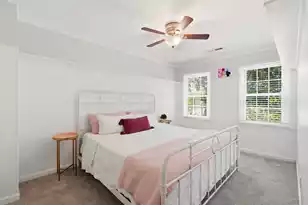 933 Cottingham Dr, Mount Pleasant, SC 29464 - Photo 15