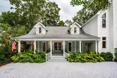 718 Royall Avenue, Mount Pleasant, SC 29464 - Photo 3
