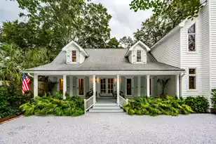 718 Royall Ave, Mount Pleasant, SC 29464 - Photo 3