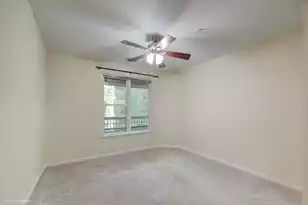 400 Bucksley Ln, Charleston, SC 29492 - Photo 19