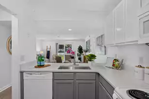 809 Andrea Ln, Hanahan, SC 29410 - Photo 11