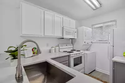 809 Andrea Lane, Hanahan, SC 29410 - Photo 9