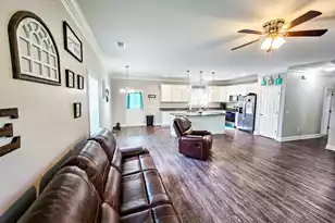 303 David St, Saint George, SC 29477 - Photo 5