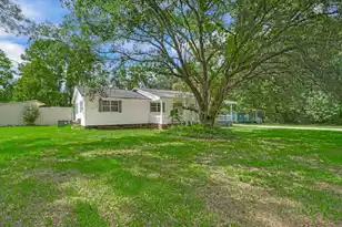 101 Lake Dr, Summerville, SC 29483 - Photo 3