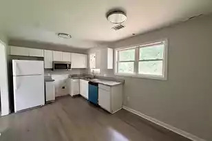 1605 Clinton St, Barnwell, SC 29812 - Photo 7
