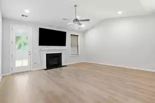 8646 Windsor Hill Blvd, North Charleston, SC 29420 - Photo 13