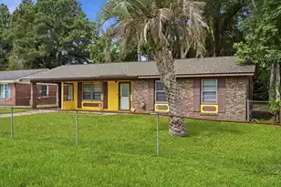 155 Summit Ave, Goose Creek, SC 29445 - Photo 3