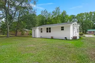209 Grayson St, Walterboro, SC 29488 - Photo 25