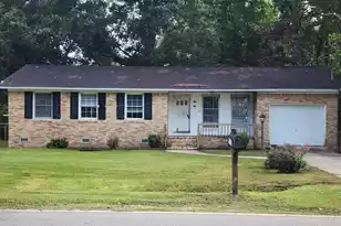 600 3rd North Street E, Summerville, SC 29485 - Photo 1