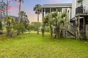 514 Beach W, Folly Beach, SC 29439 - Photo 19