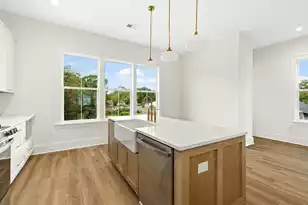 1608 Lauda Dr, Mount Pleasant, SC 29464 - Photo 5