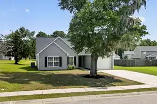 425 Watershed Dr, Goose Creek, SC 29445 - Photo 3