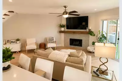 2058 Emerald Terrace, Mount Pleasant, SC 29464 - Photo 3