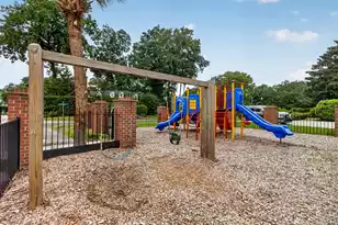 1356 Topsail Ct, Mount Pleasant, SC 29464 - Photo 43