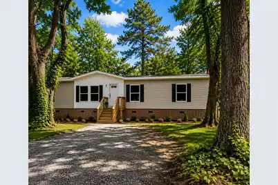 621 Gaillard Street, Eutawville, SC 29048 - Photo 1