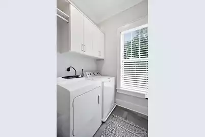 881 Ashley Avenue, Charleston, SC 29403 - Photo 15