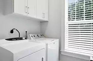 881 Ashley Ave, Charleston, SC 29403 - Photo 15