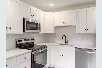 5807 Robinhood Drive, Hanahan, SC 29410 - Photo 5
