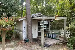 513 Richardson Ave E, Summerville, SC 29485 - Photo 23