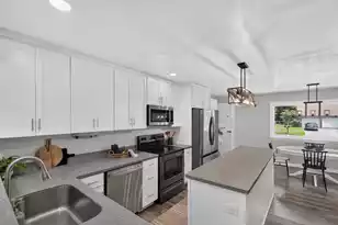 130 Bramwell Dr, Summerville, SC 29485 - Photo 13