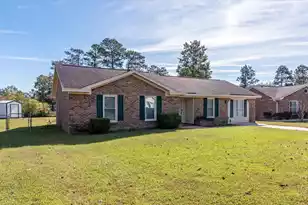 1318 Hampton Dr, Summerville, SC 29486 - Photo 3
