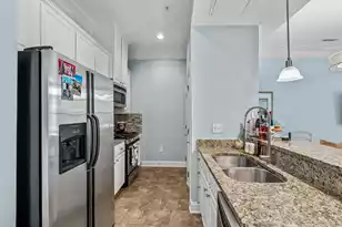 200 River Landing Dr, Charleston, SC 29492 - Photo 9