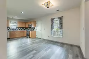 270 Avonshire Dr, Summerville, SC 29483 - Photo 7
