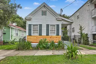 318 Ashley Avenue, Charleston, SC 29403 - Photo 1