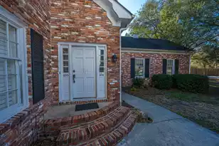 205 Woodlake Dr, Summerville, SC 29485 - Photo 5
