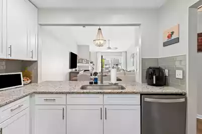 850 Ilex Court #H, Mount Pleasant, SC 29464 - Photo 5