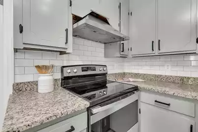 2204 Dallerton Circle N, Charleston, SC 29414 - Photo 13