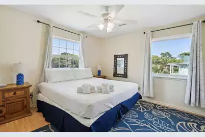 911 Arctic Avenue E, Folly Beach, SC 29439 - Photo 19