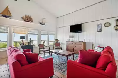 911 Arctic Avenue E, Folly Beach, SC 29439 - Photo 7