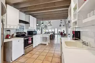 911 Arctic Ave E, Folly Beach, SC 29439 - Photo 15