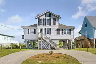 911 Arctic Ave E, Folly Beach, SC 29439 - Photo 31