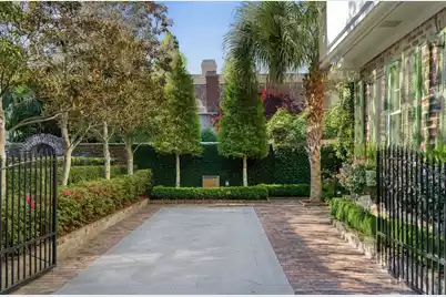 15 Prices Alley, Charleston, SC 29401 - Photo 31