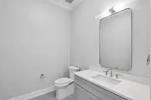350 Broad St, Charleston, SC 29401 - Photo 11